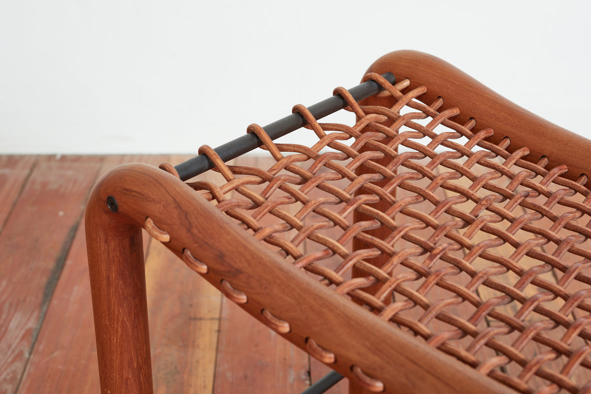 Ab Ovo Bench