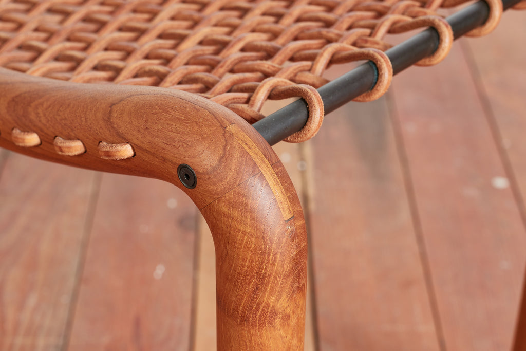 Ab Ovo Bench