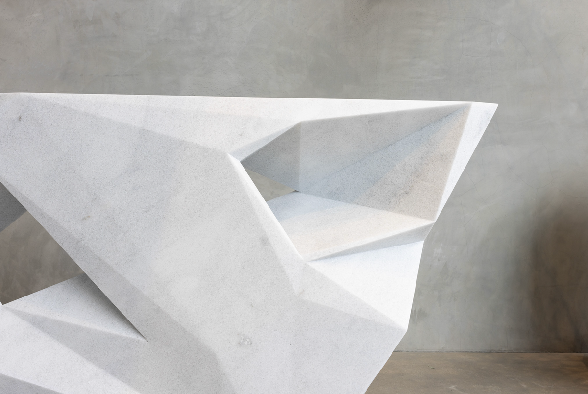 Drift Marble Console